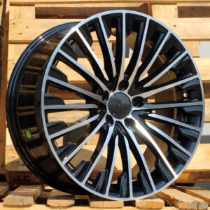 FBX132_000000000477 R18x8 5X112 ET 43 66.6 FBX132 Black Polished (MB) For MER (P1+Z5) (HYBRID FORGED)