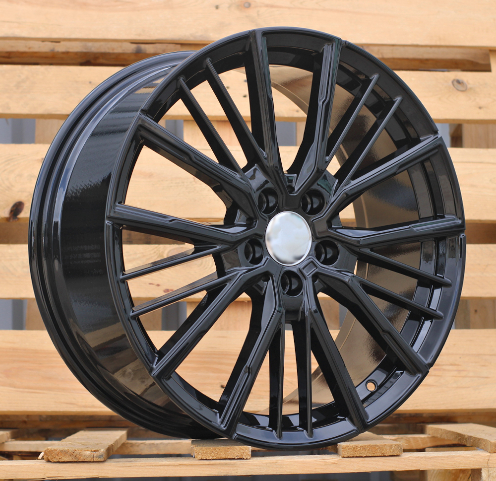 R18x8 5X112 ET 50 66.6 A5824 (IN3612F) Black (BL) For BMW (M) (HYBRID FORGED)