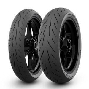 8019227458763 Pirelli DIABLO POWERCRUISER 79V 240/40/R18 Universali